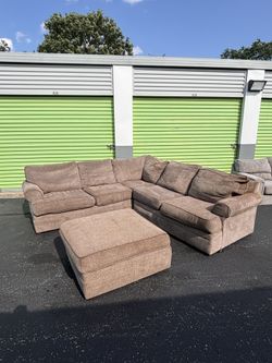 Sectional Couch 