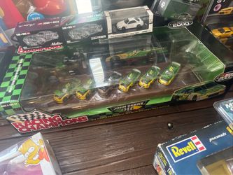 2000 nascar set  brand new never opened