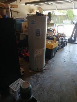 Bradford electric hot water heater 50  gallon