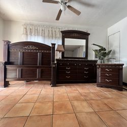 Queen bedroom Set