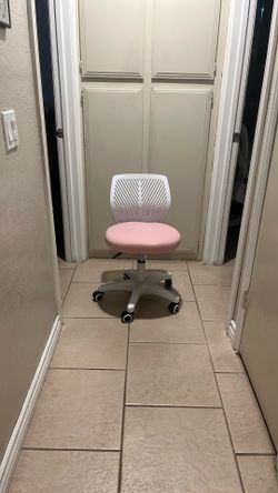 Desk chair