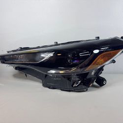 2022 - 2024 TOYOTA COROLLA CROSS LH DRIVER SIDE HEADLIGHT OEM