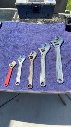 Cresant Wrench Sale