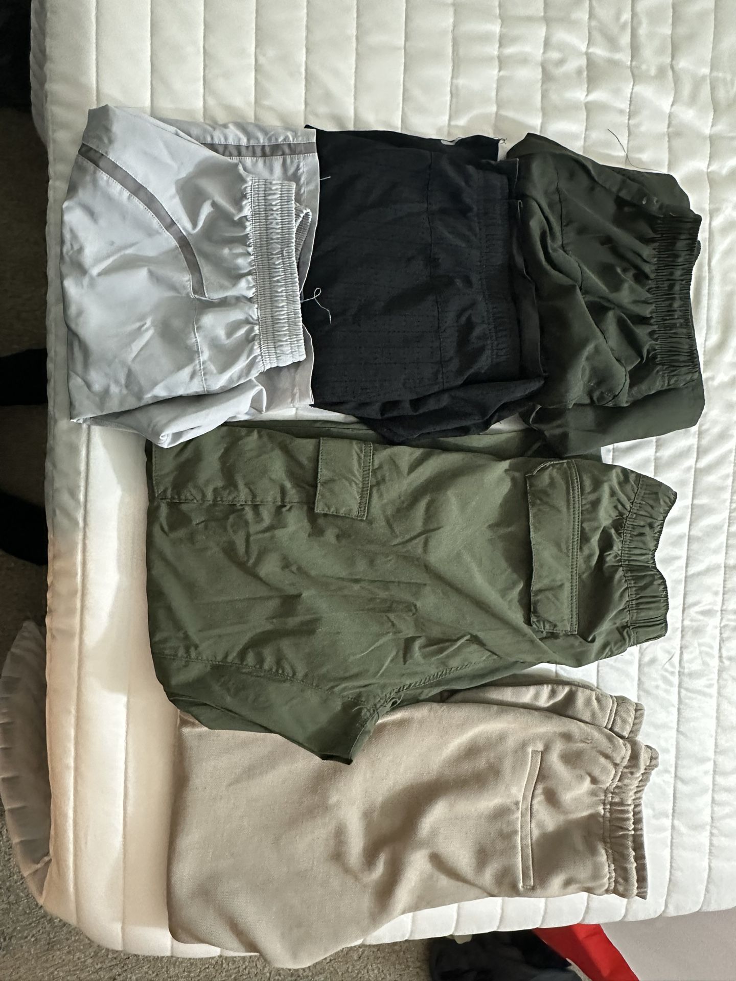 3 Shorts & 3 Pants (size M)