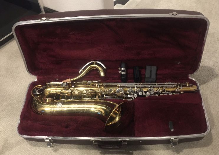 Saxophone King tenor sax, Serviced