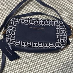 Tommy Hilfiger Women’s Purse