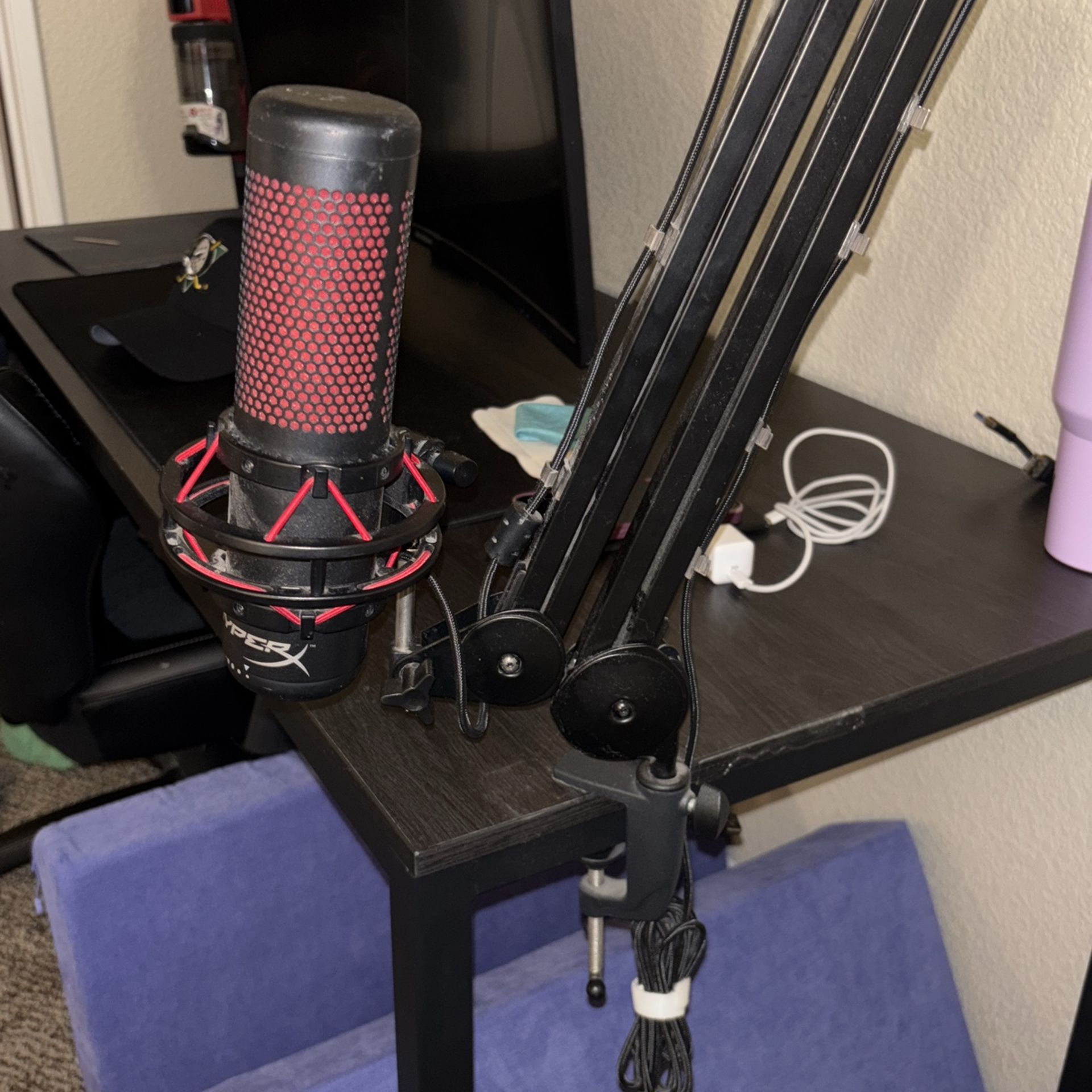 Hyper X Microphone With Universal Desk Clamp