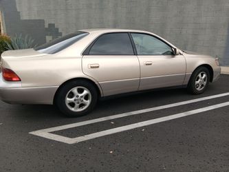1999 Lexus ES 300