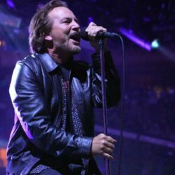 4 Tickets At Pearl Jam Is Available 