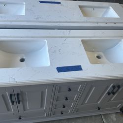 60” Bathroom Vanity in grey , double sink soft close solid wood with vanity top in white  $799 Luke’s liquidations warehouse Address:  2434 N Forsyth 