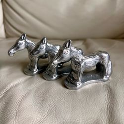 Metal Silver Horse Knife Rests Set of 3