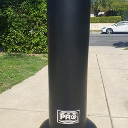 Freestanding punching and kicking bag 150 lb
