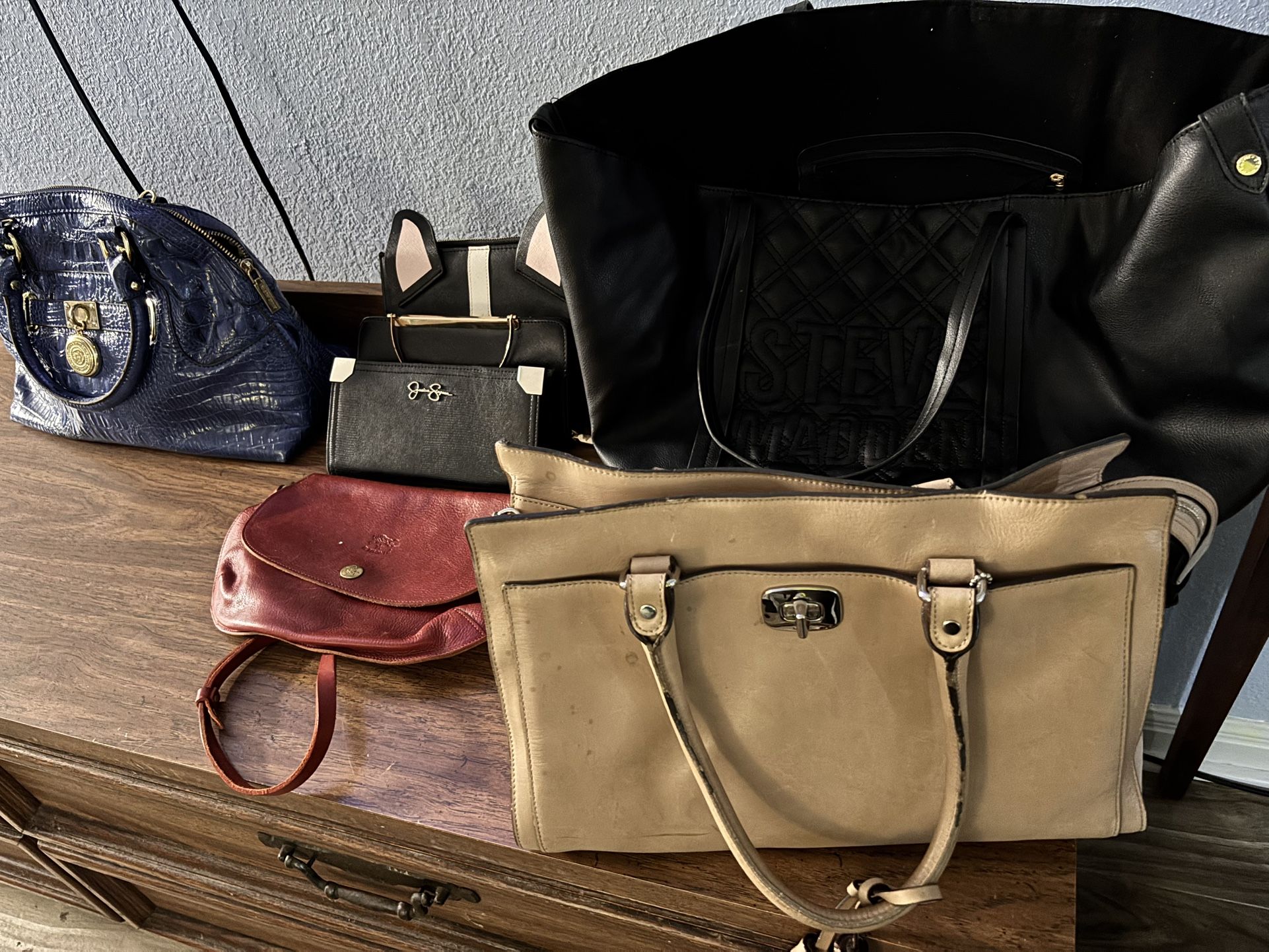 Purse And Handbag Sale - Set 1