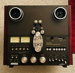 Technics 1700 Reel-to-Reel w/Hard and Soft Cover, Hubs, and Take-Up Reel