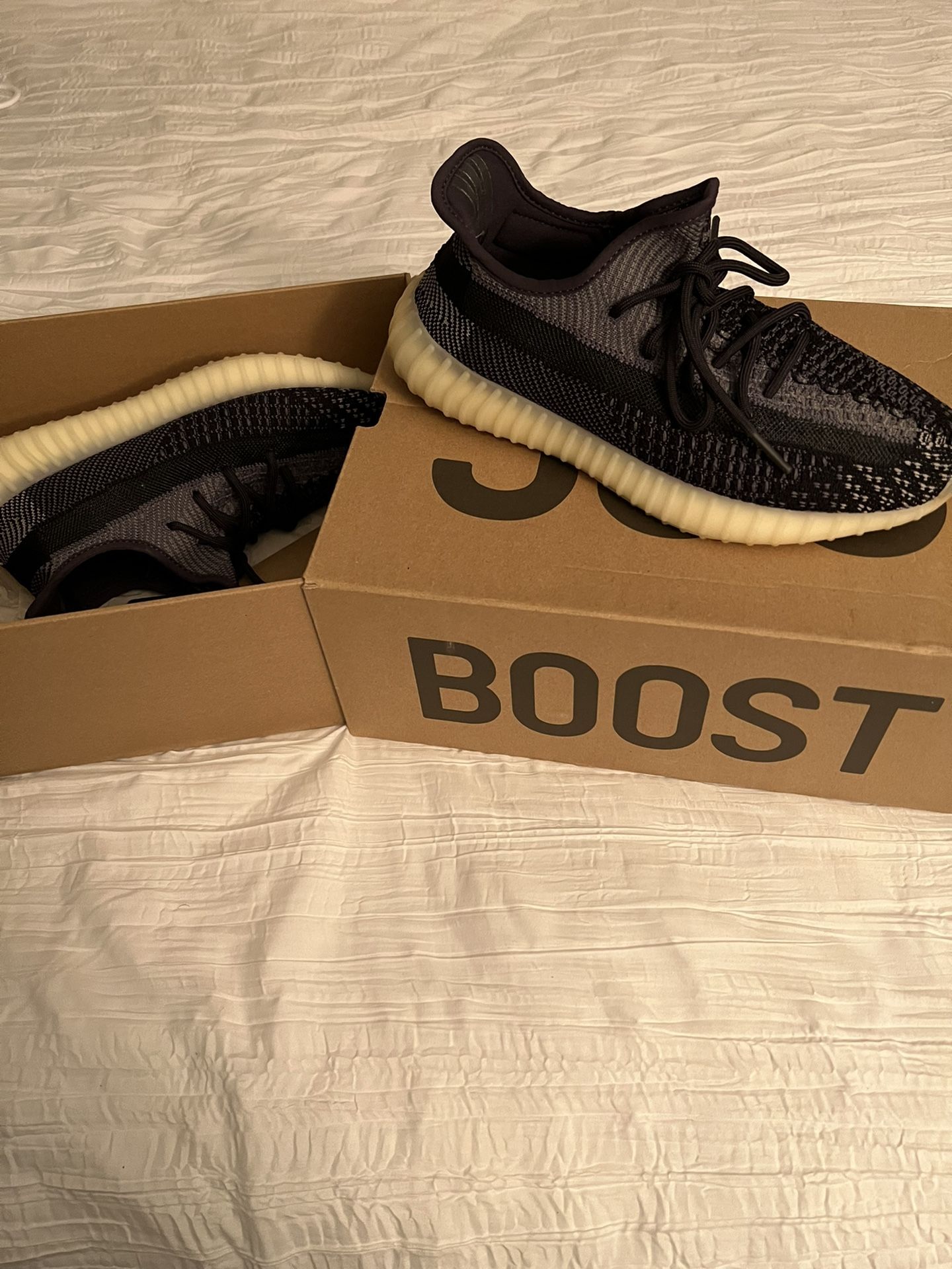 Yeezy Boost 350 V2