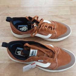 New Van's Ultrarange Men's Shoes  Size  10.5