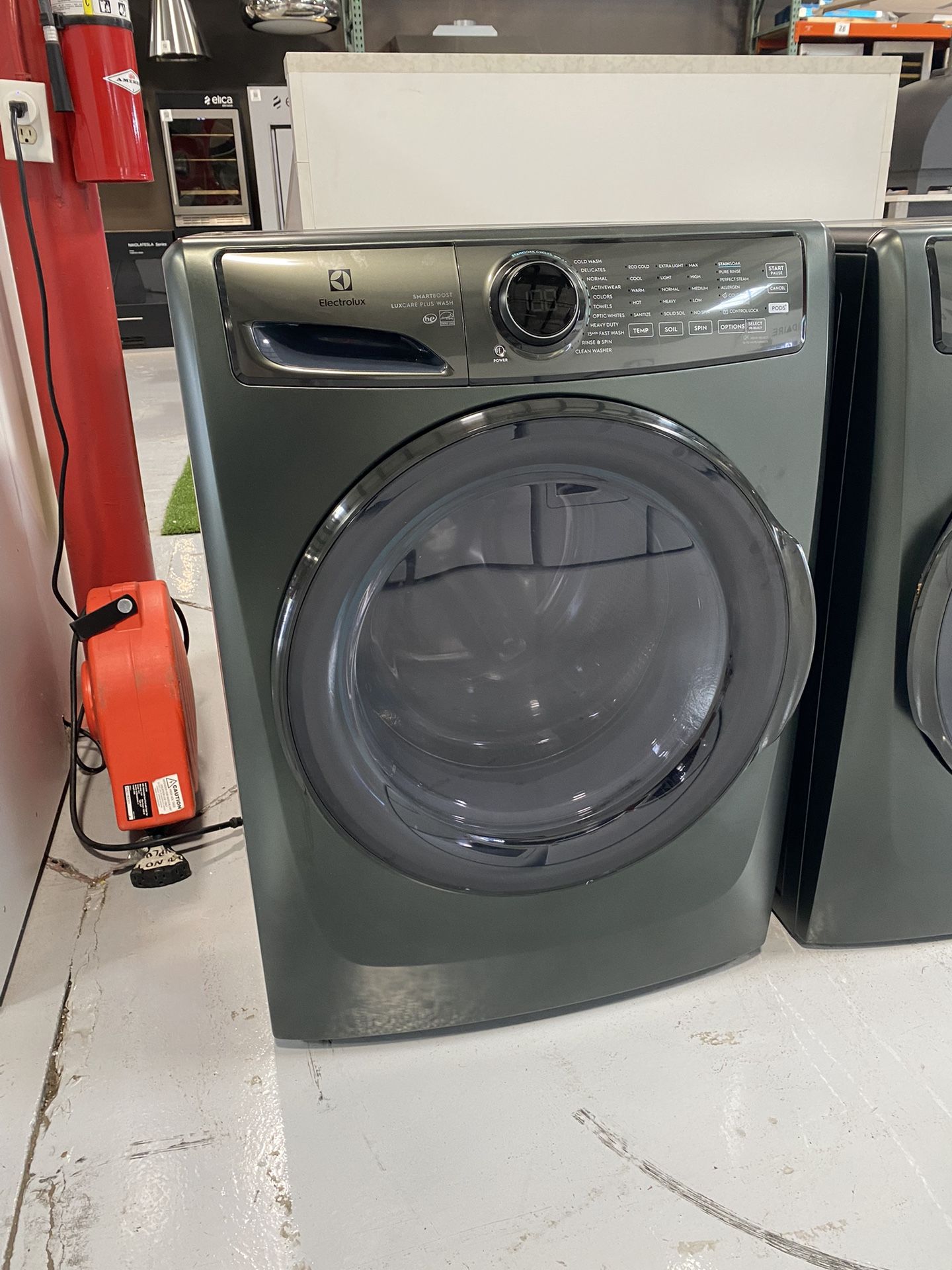 Alpine Green Front Load Washer - 4.5 Cu. Ft.