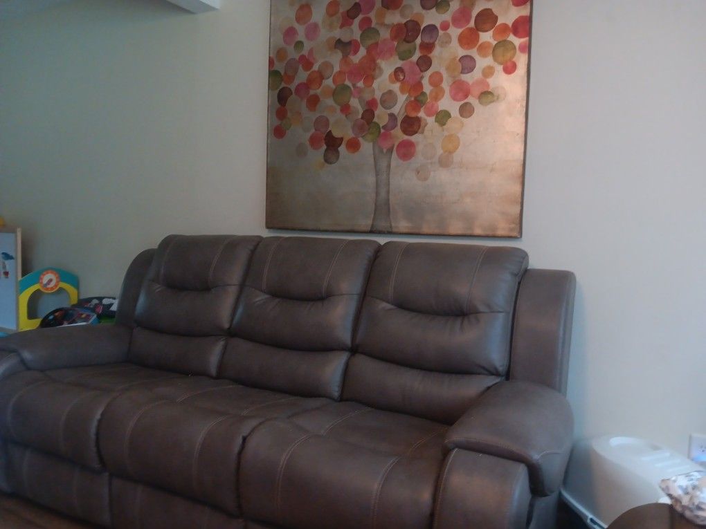 Reclining Leather Couch And Love Seat