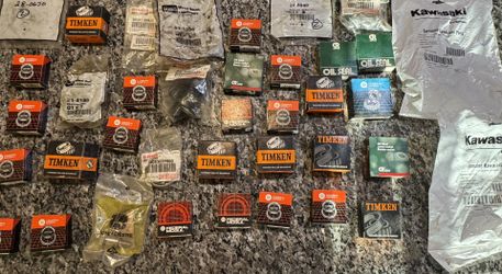 Bundle of Small Engine Parts