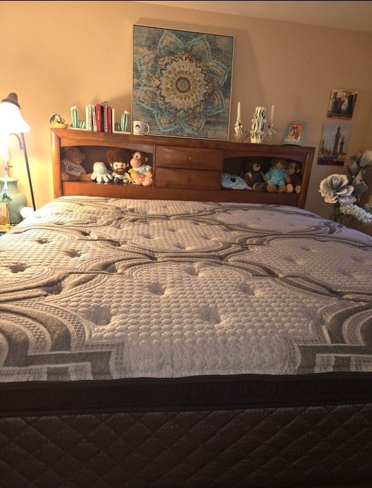 King Size Storage Captain's 9 Drawer Bed