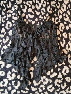 SHEIN Black Floral Velvet-Trim Ruffle Cami