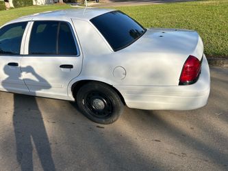 2011 crown Vic pi