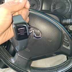 Apple Watch SE USED WORKS 