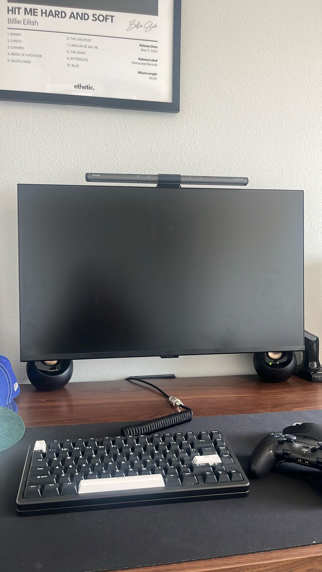 Samsung g50d. 32 inch, 1440p, 180hz