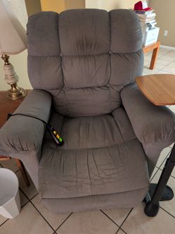 Golden Cloud lift chair pr510