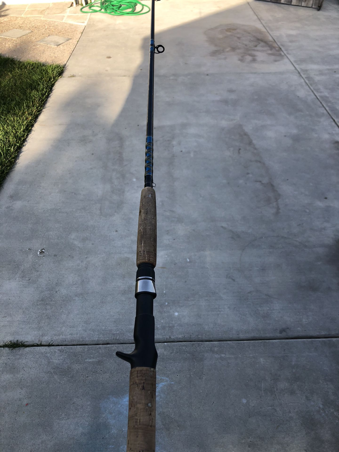 Quantum Blue Runner Inshore Fishing Rod for Sale in Santa Ana, CA - OfferUp
