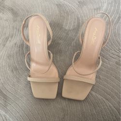 Nude Size 7.5 Heels 