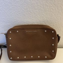 Michael Kors Women’s Brown Leather Crossbody Handbag With Adjustable Straps