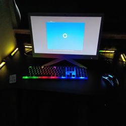 HP 21-b0024 All-in-One PC + 40" LED Gaming Desk + Mouse & Keyboard

