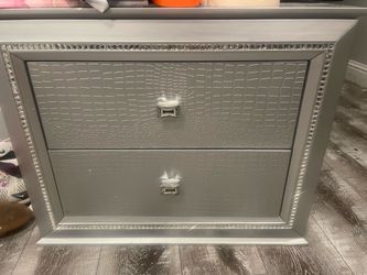 Night stand