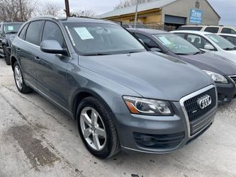 2012 Audi Q5 2.0T quattro Premium Plus
