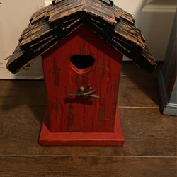 Birdhouse 