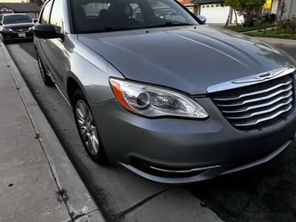 Chrysler 200