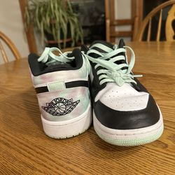 Jordan 1 Low Tie Dye- Size 13