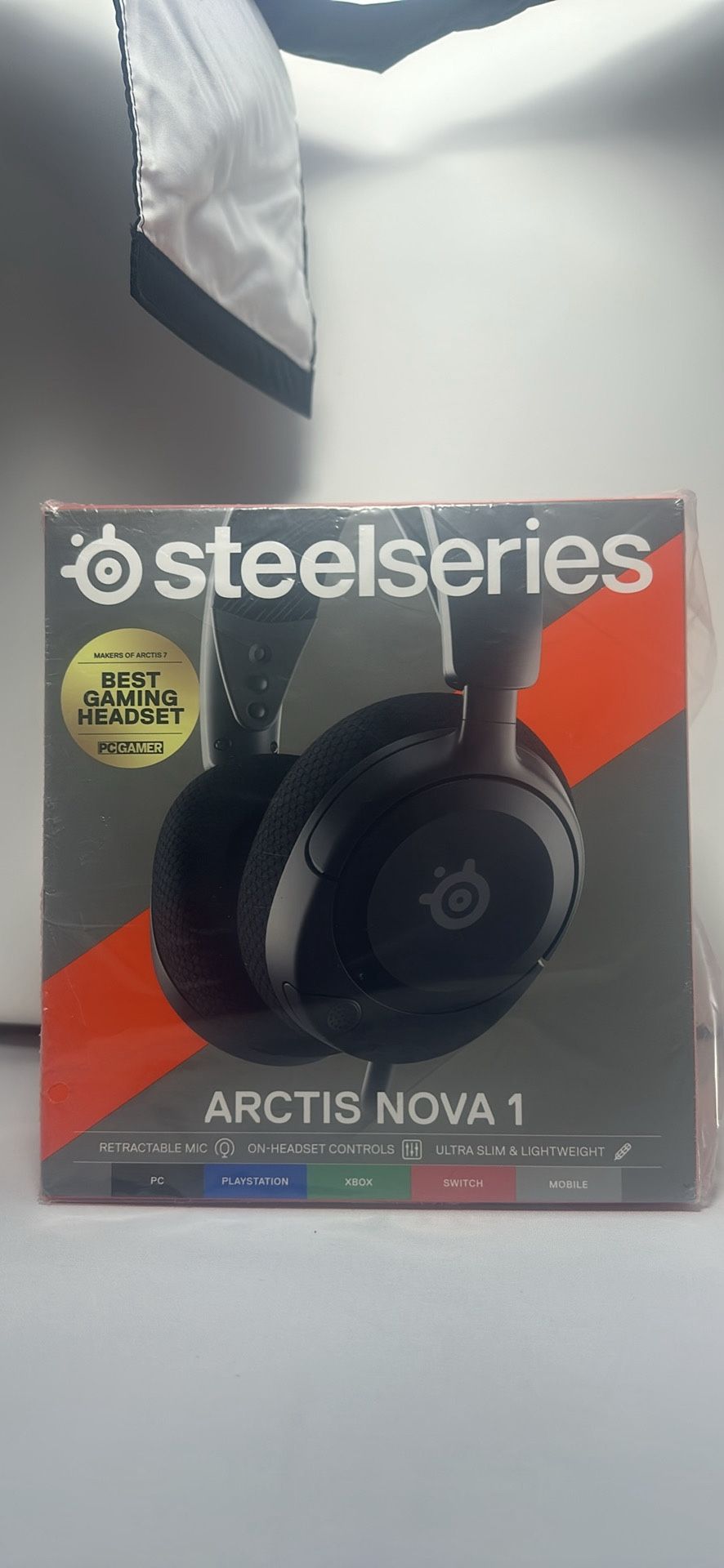 SteelSeries 61606 Arctis Nova 1 Gaming Headphones