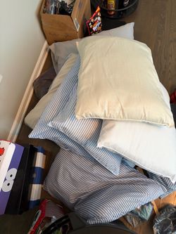 Free pillows 10 bed frame mattress