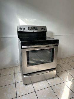 Kenmore Stove Oven 4 burner (adaptable 3 & 4 wire kitchen outlet)