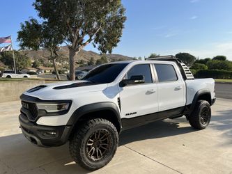 35” Off Road Wheels 20” Rim