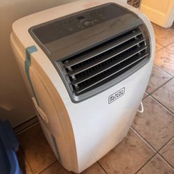 Black + Decker AC unit - 3 in 1 - 14,000 BTC