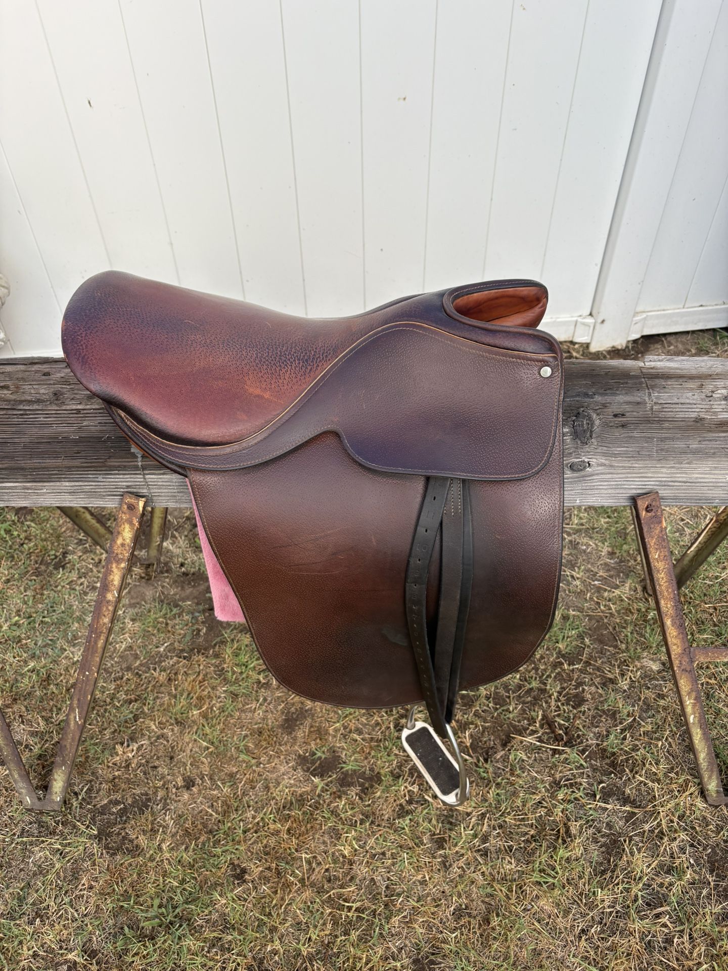 England Horseback Riding Jumping Horse Saddle