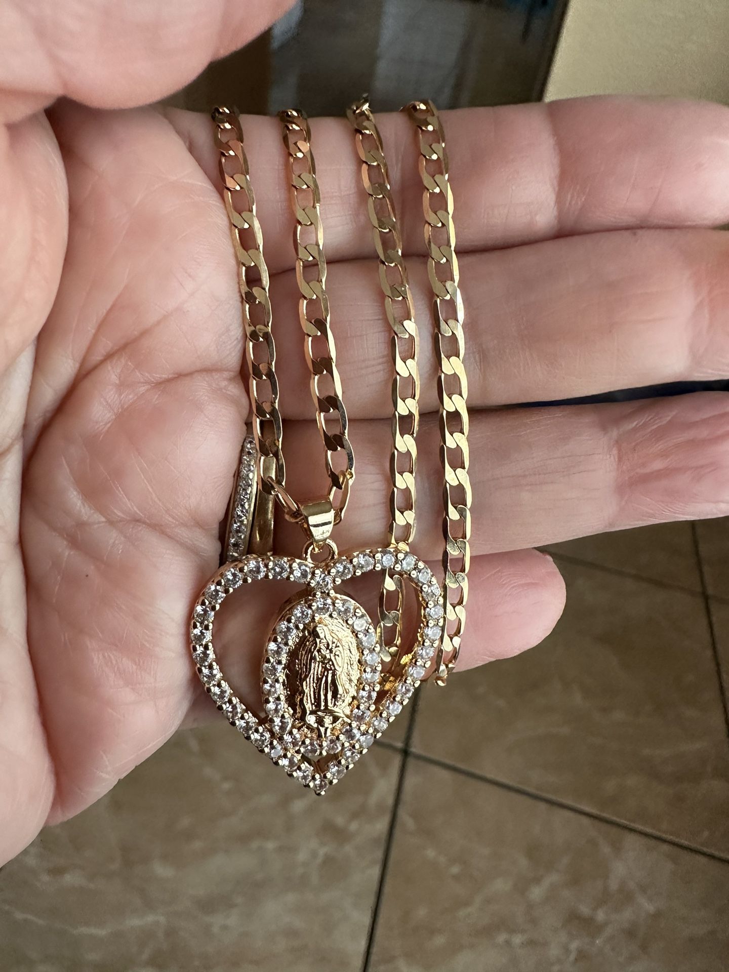 Gold Filled Chain With Heart Pendant 