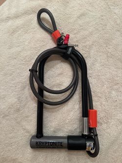 Durable Kryptonite Kryptolok Series 2 bicycle lock set.