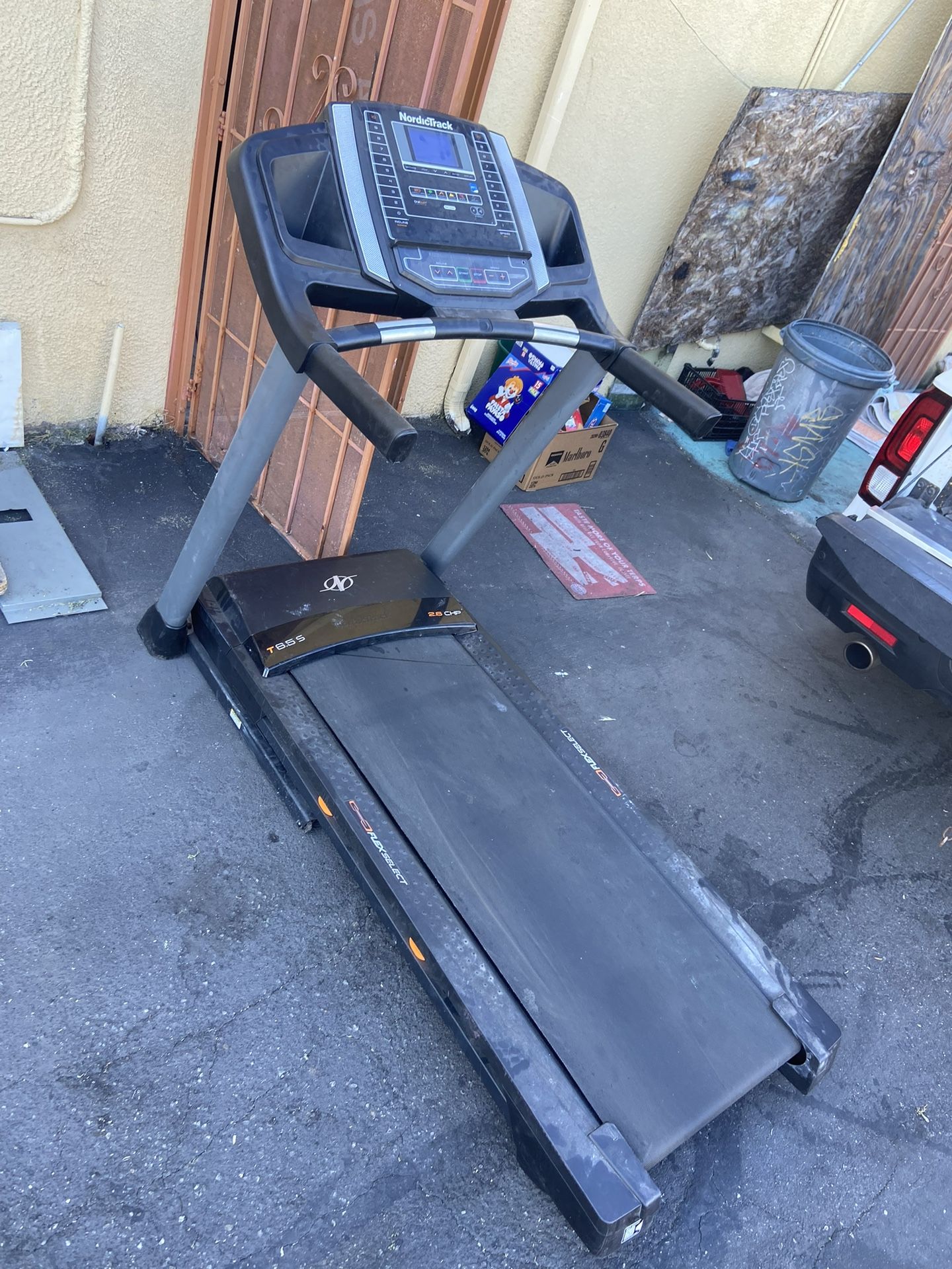 NORDICTRACK TREADMILL