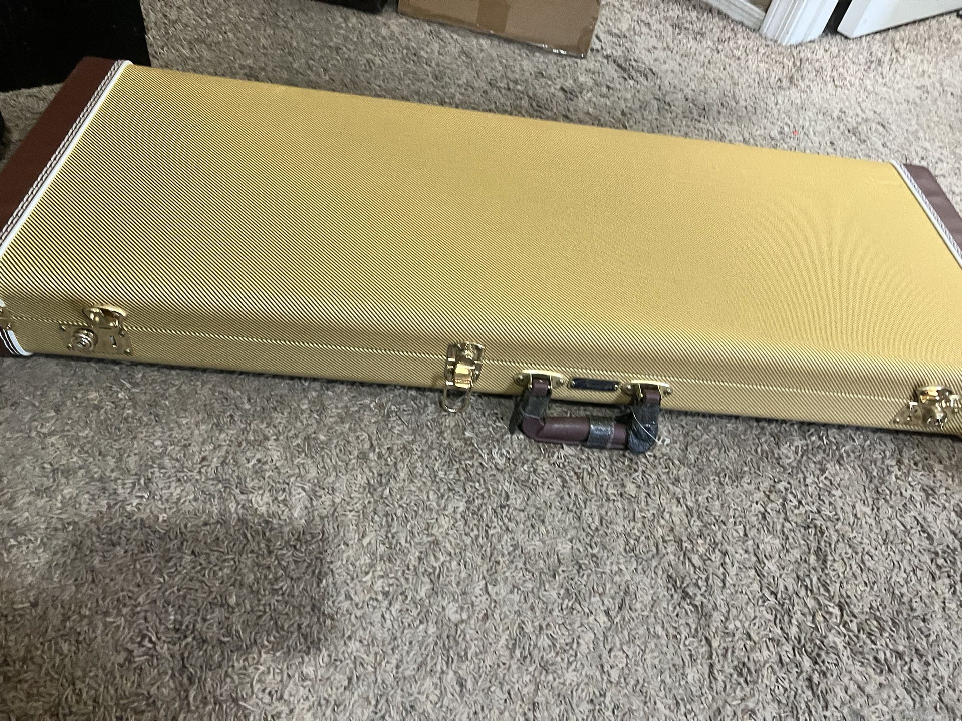 Fender Classic Series Tweed Wood Case