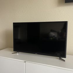 Samsung 5 Series SmartTV Flat 32" LED 1920 x 1080p