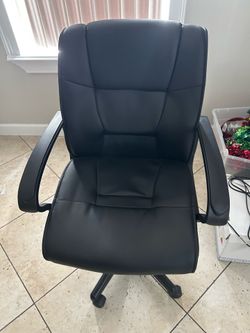 Desk chair